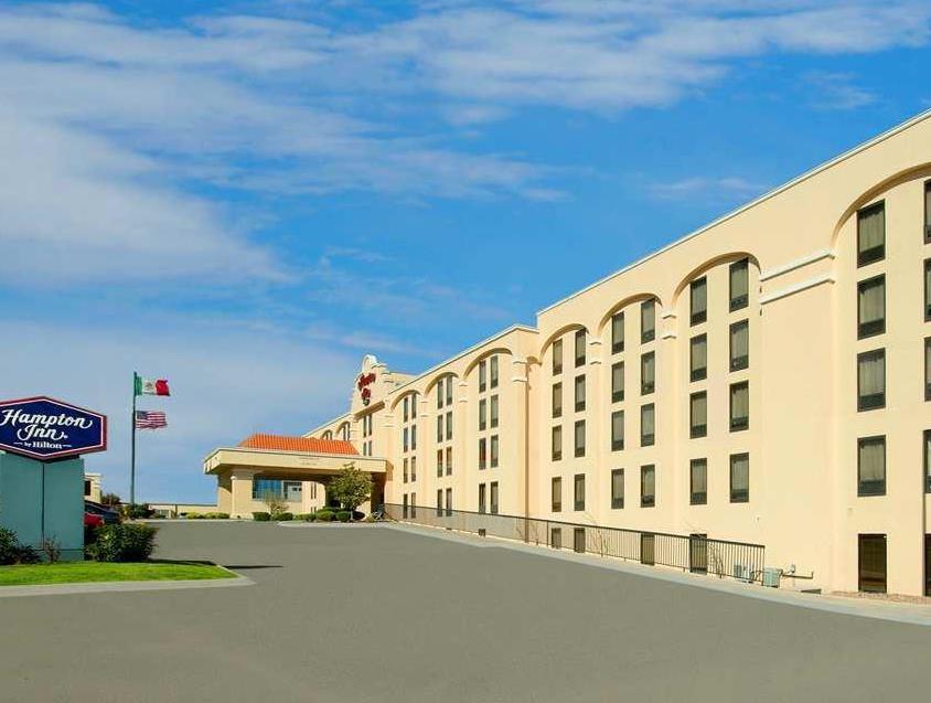 Hampton By Hilton Chihuahua Hotel Exterior photo